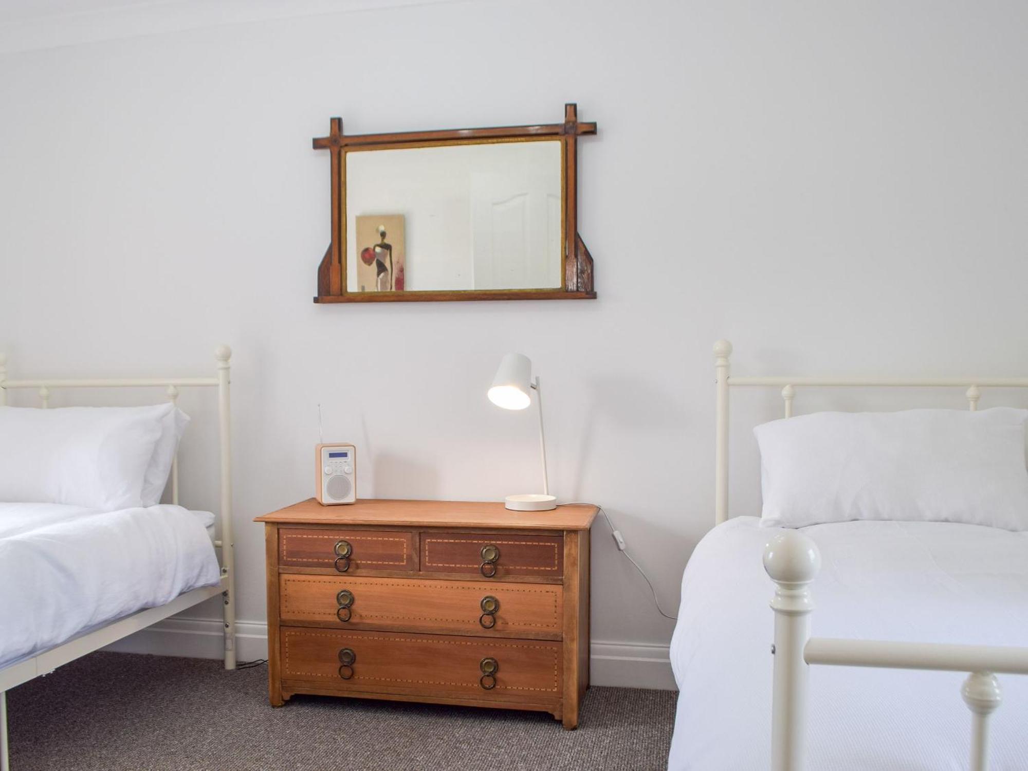 Villa Tyn Y Coed Betws Ifan Esterno foto