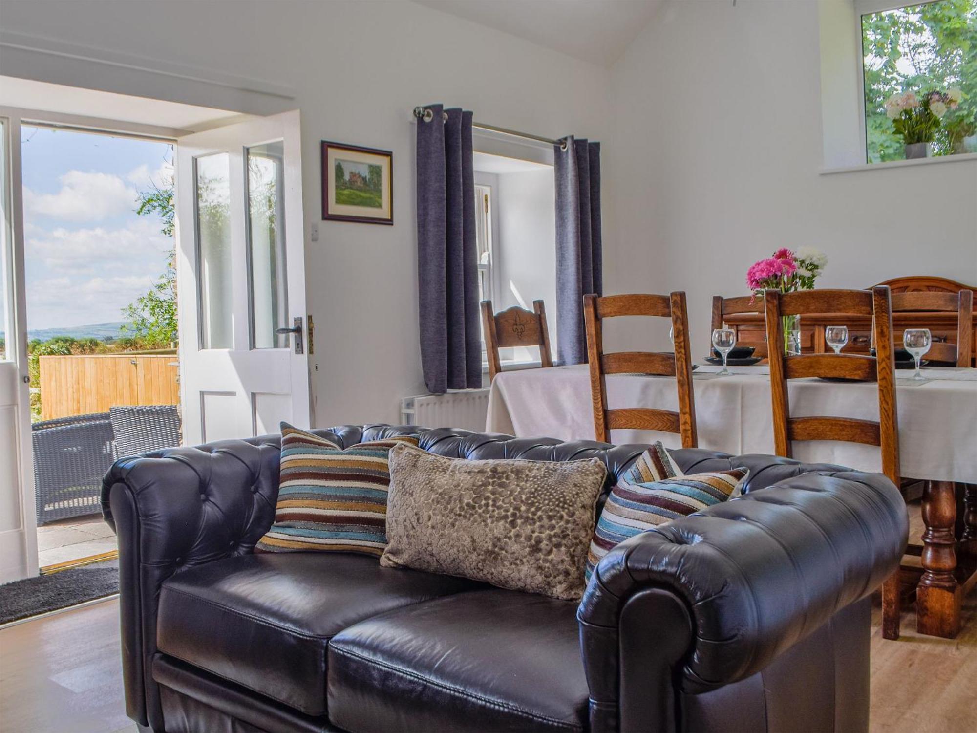 Villa Tyn Y Coed Betws Ifan Esterno foto